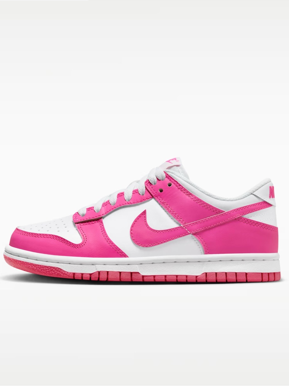 Nike Kids Low-Top Sneakers in Hot Pink and White